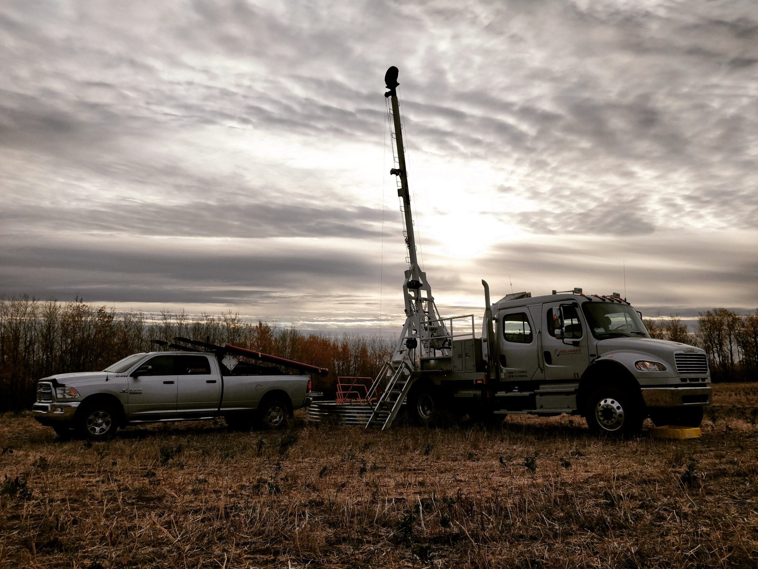Reliance Oilfield Services Wireline Fiber Optics Mast Unit