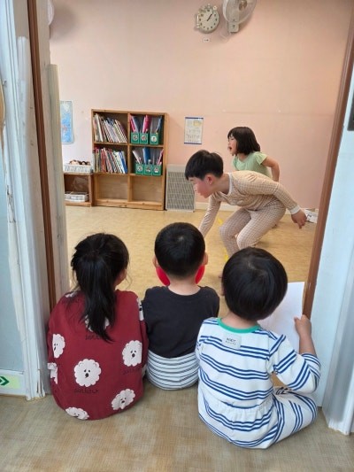 맨발어린이집, 4월 이야기