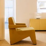 Vandaag is de officiële start van de lente.
Terwijl de natuur verandert met elk seizoen, veranderen wij ook continu onze showroom. 
Om je te blijven inspireren en verrassen met prachtige meubelstukken en kleurcombinaties! 
Wees welkom!
#interieur #interior #design #interieurinspiratie #Zeist #Utrecht
📸 : @lauravangeest
