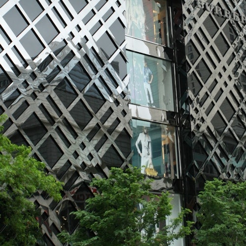 Kedai Burberry di Michigan Avenue