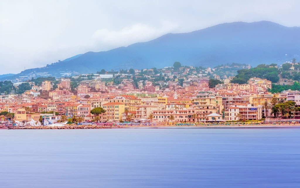 Menton i Frankrike | Expa Travel