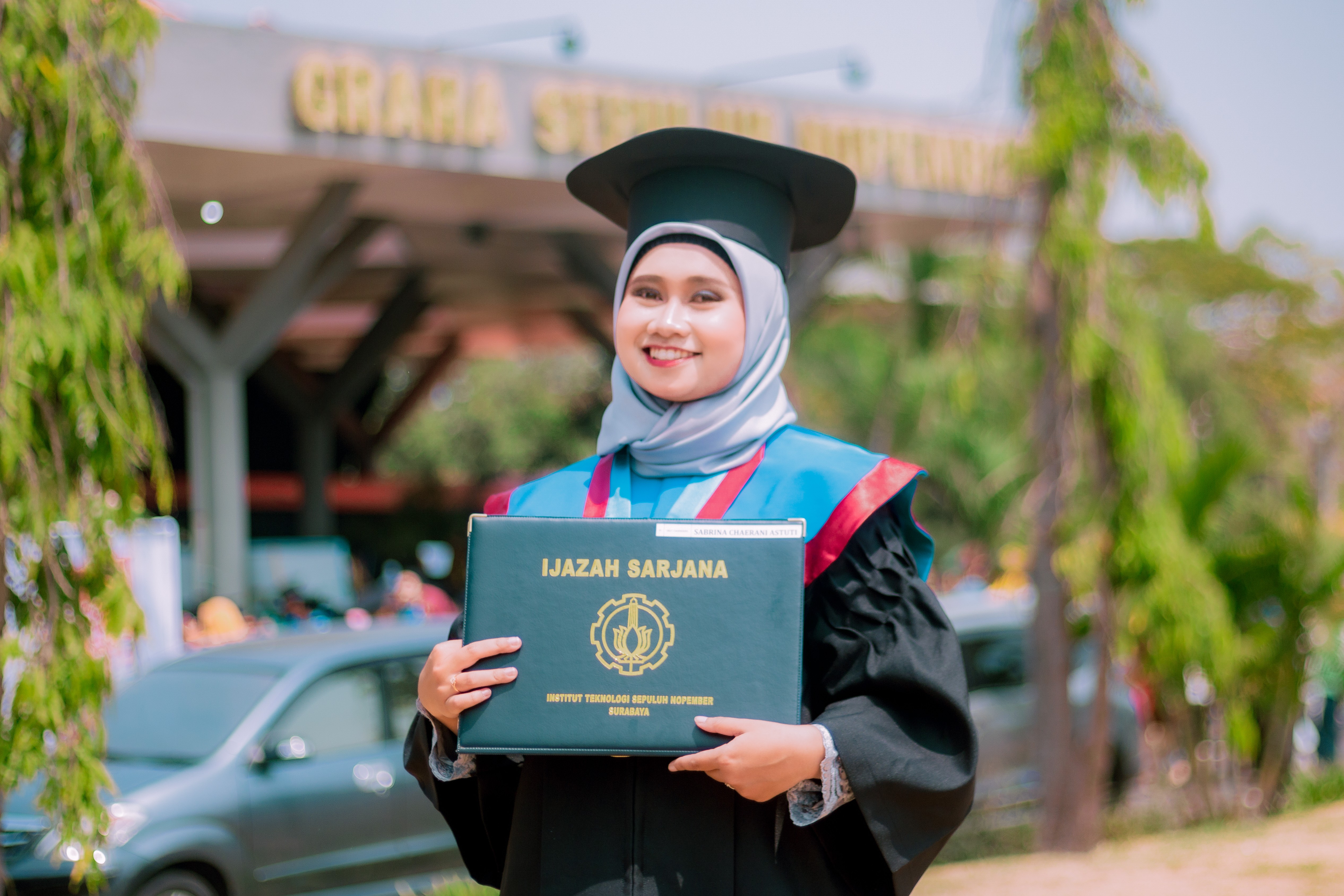 Sabrina Graduation Photoshoot at Urban and Regional Planning ITS Surabaya