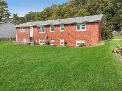 Photo 5 of 214 E Bluff Street, Cassville
