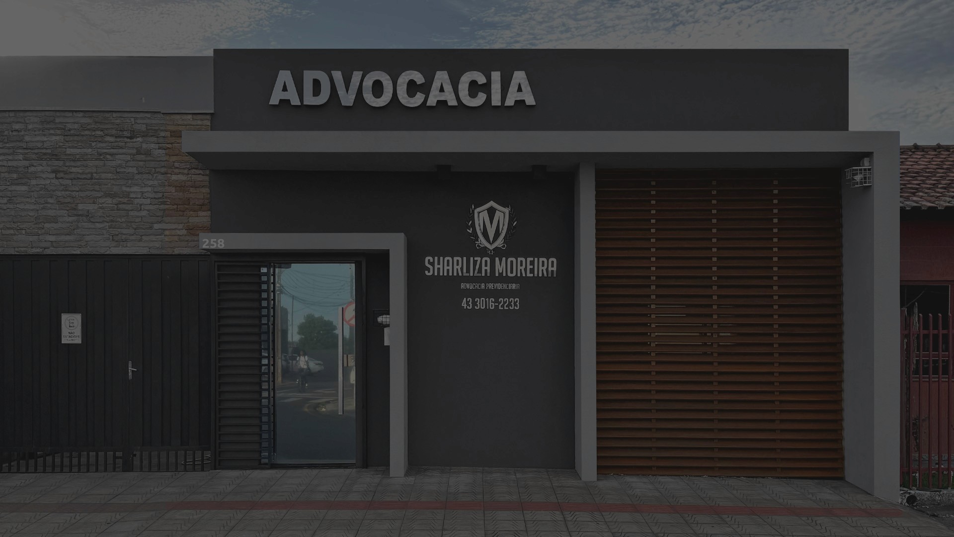 Fachada escritório sharliza moreira advocacia