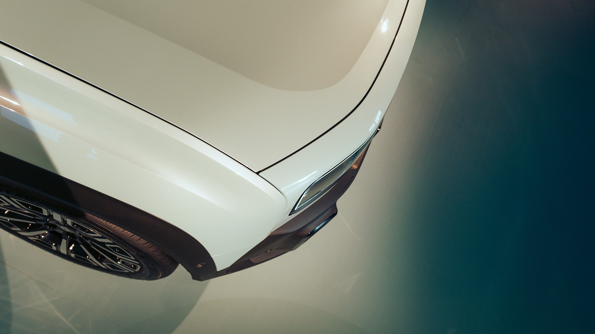 renault 4 car in moody light, grren blue, zwenkau leipzig