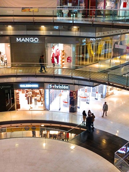 Neighborhood's highlights