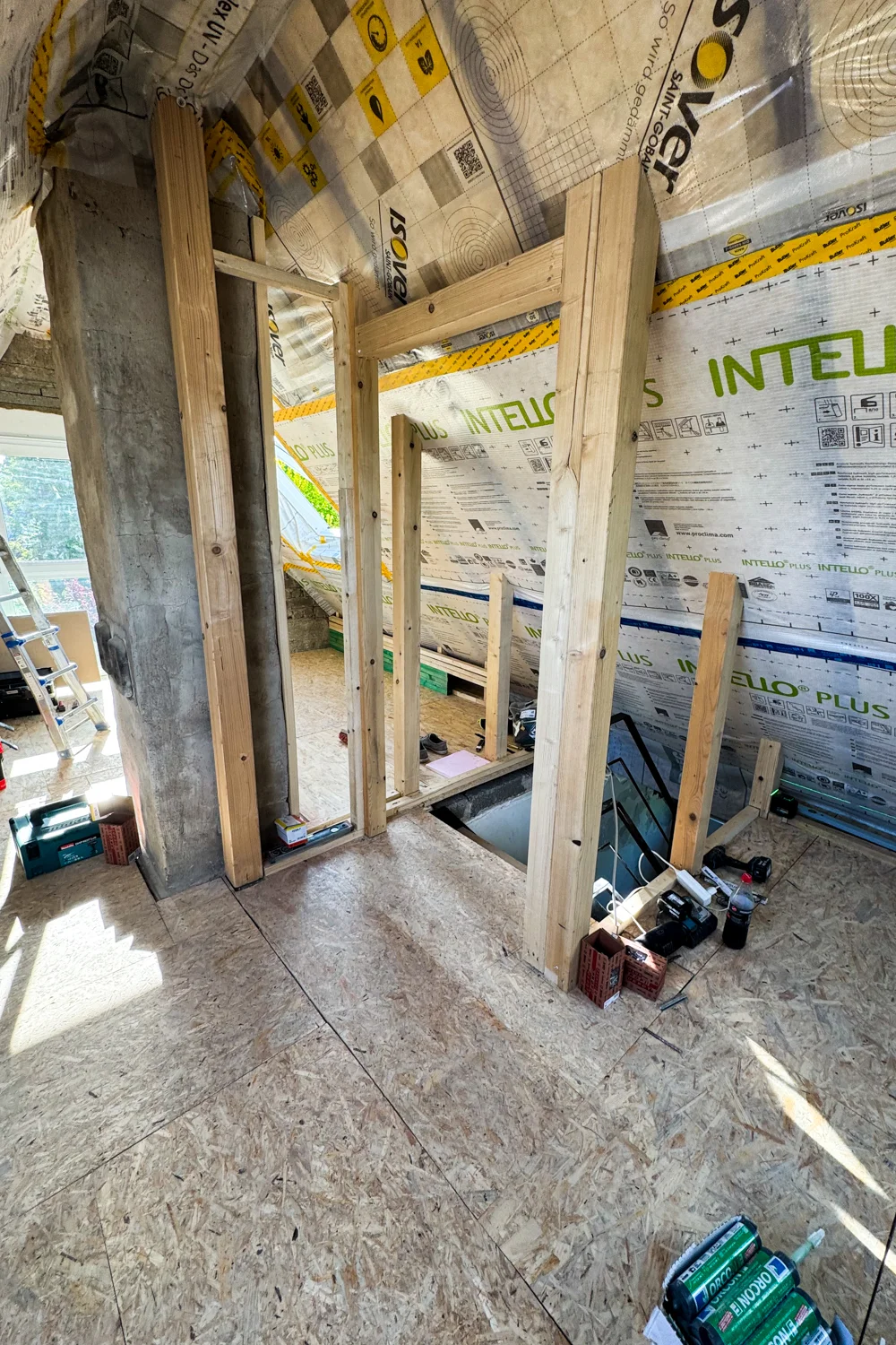 Holzständerkonstruktion im Innenausbau