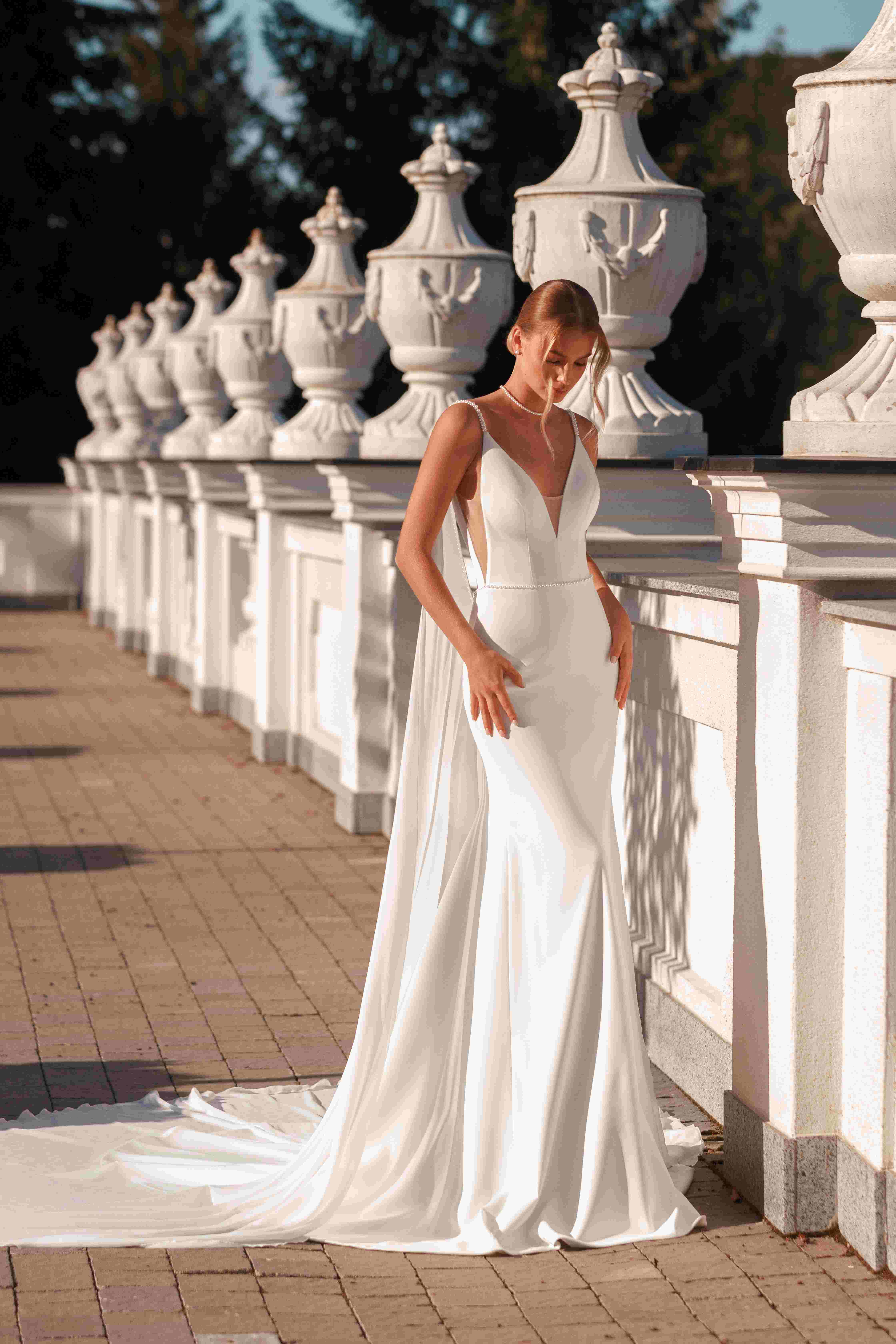 Reduziertes Brautkleid für Beachhochzeit