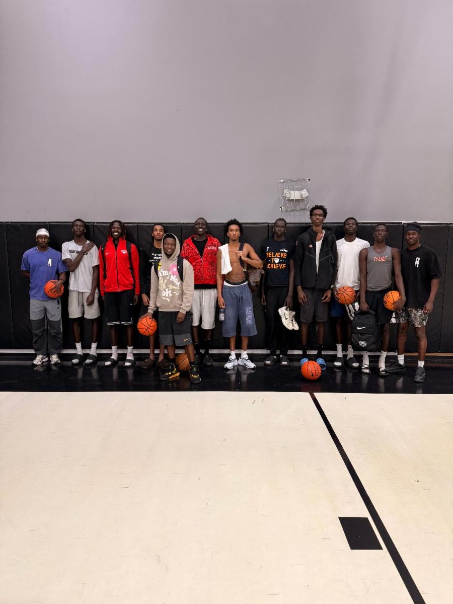 ROSS Leaders students and alumni in Phoenix