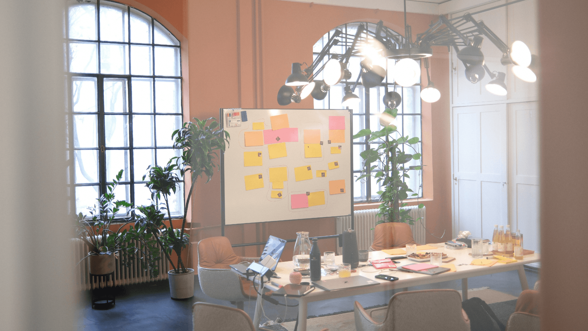 Workshop dotsandlines whitboard mit Raum