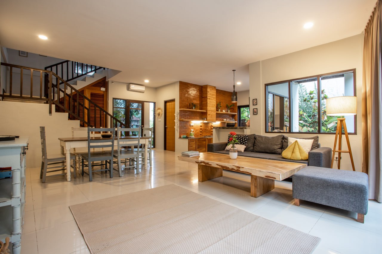 A freehold 3-bedroom villa with ocean views in Balian