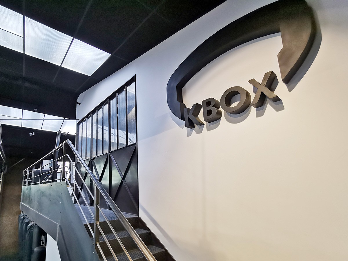 Logo kbox salle de sport