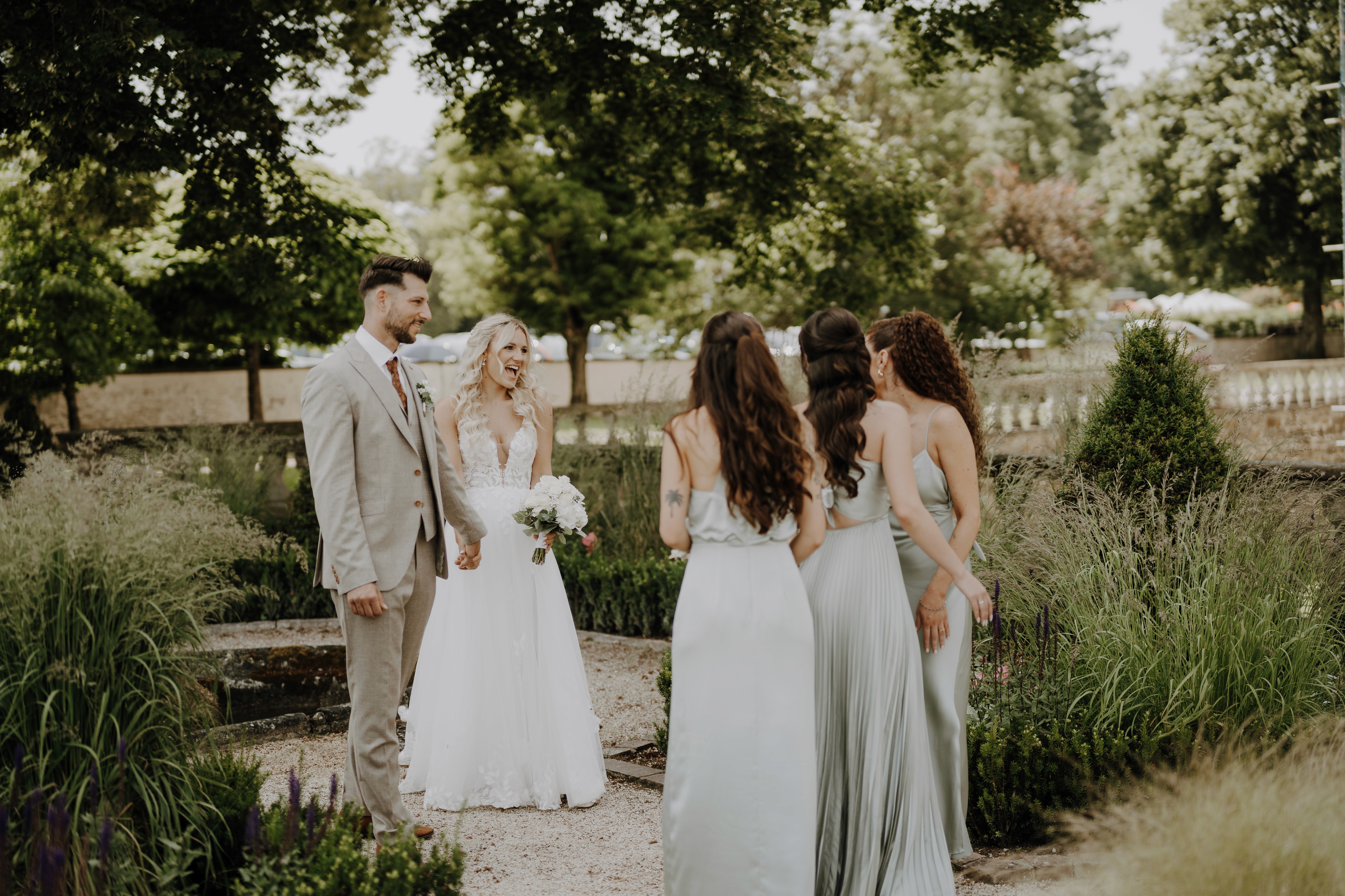 Brautpaar mit Brautjungern