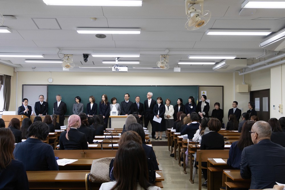 2026年度の入学式を執り行いました | 平安女学院大学 公式サイト