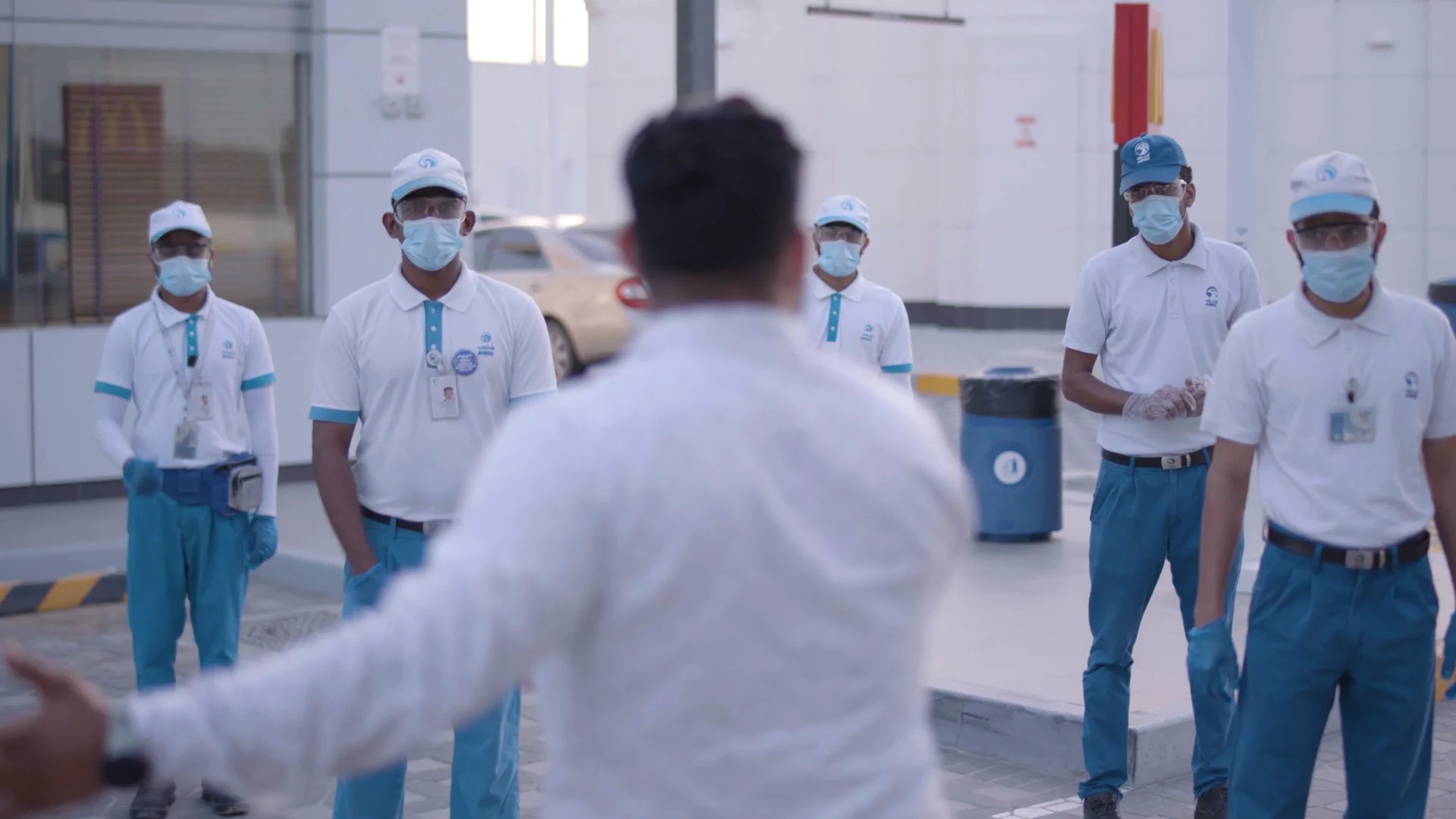2D HSE character climbing ladder correctly in employee training videos