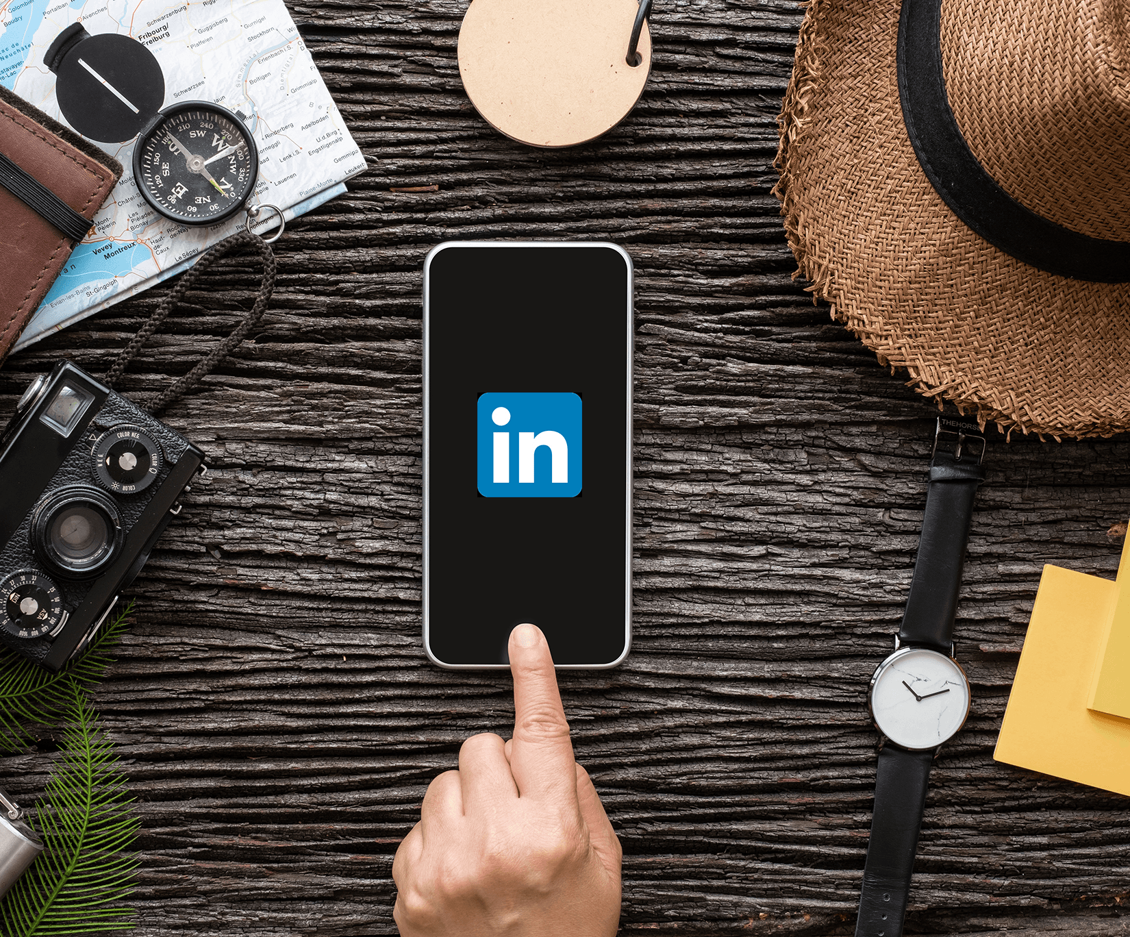 LinkedIn Banners on Desktop vs. Mobile