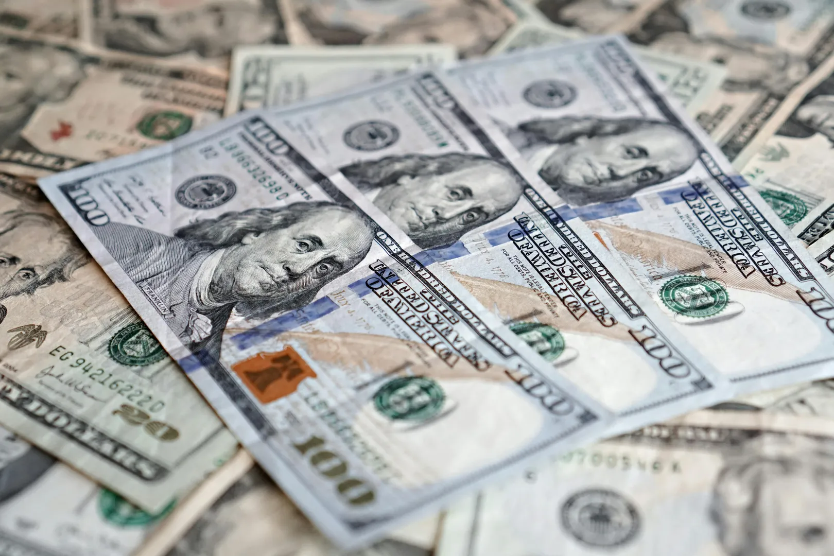 dampak-rupiah-melemah-terhadap-dolar-bagi-bisnis-dan-pelaku-usaha-umkm
