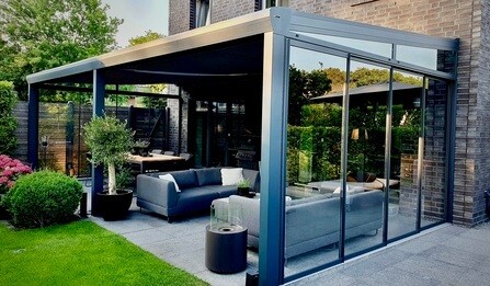 top_terrassendach_mit_seitenwand