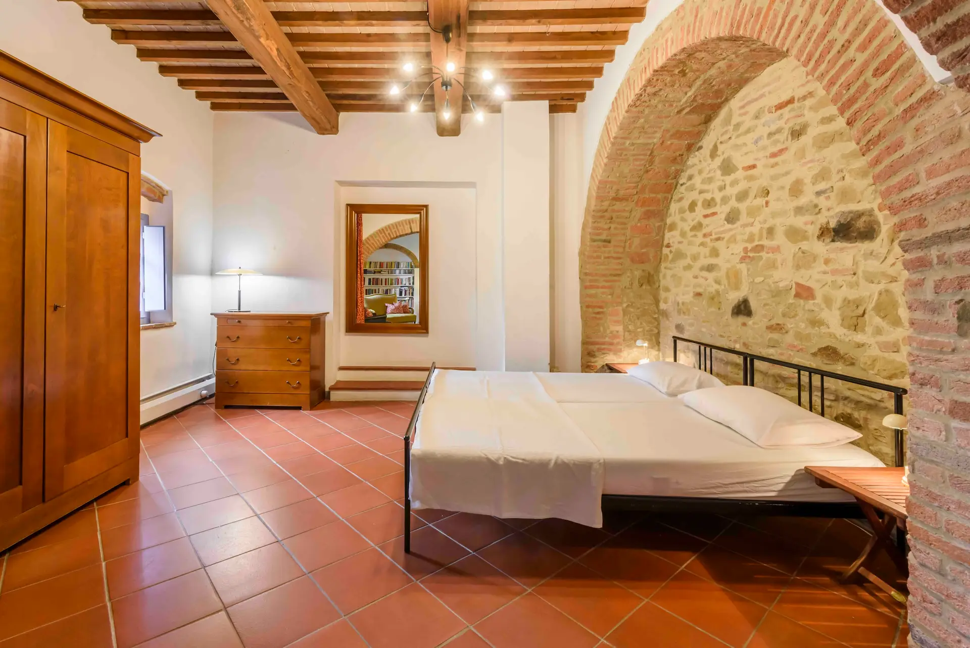 Luxury minimal chair