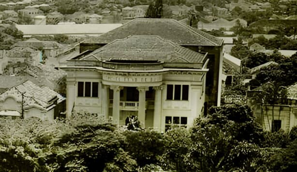 fachada do predio do Automovel clube