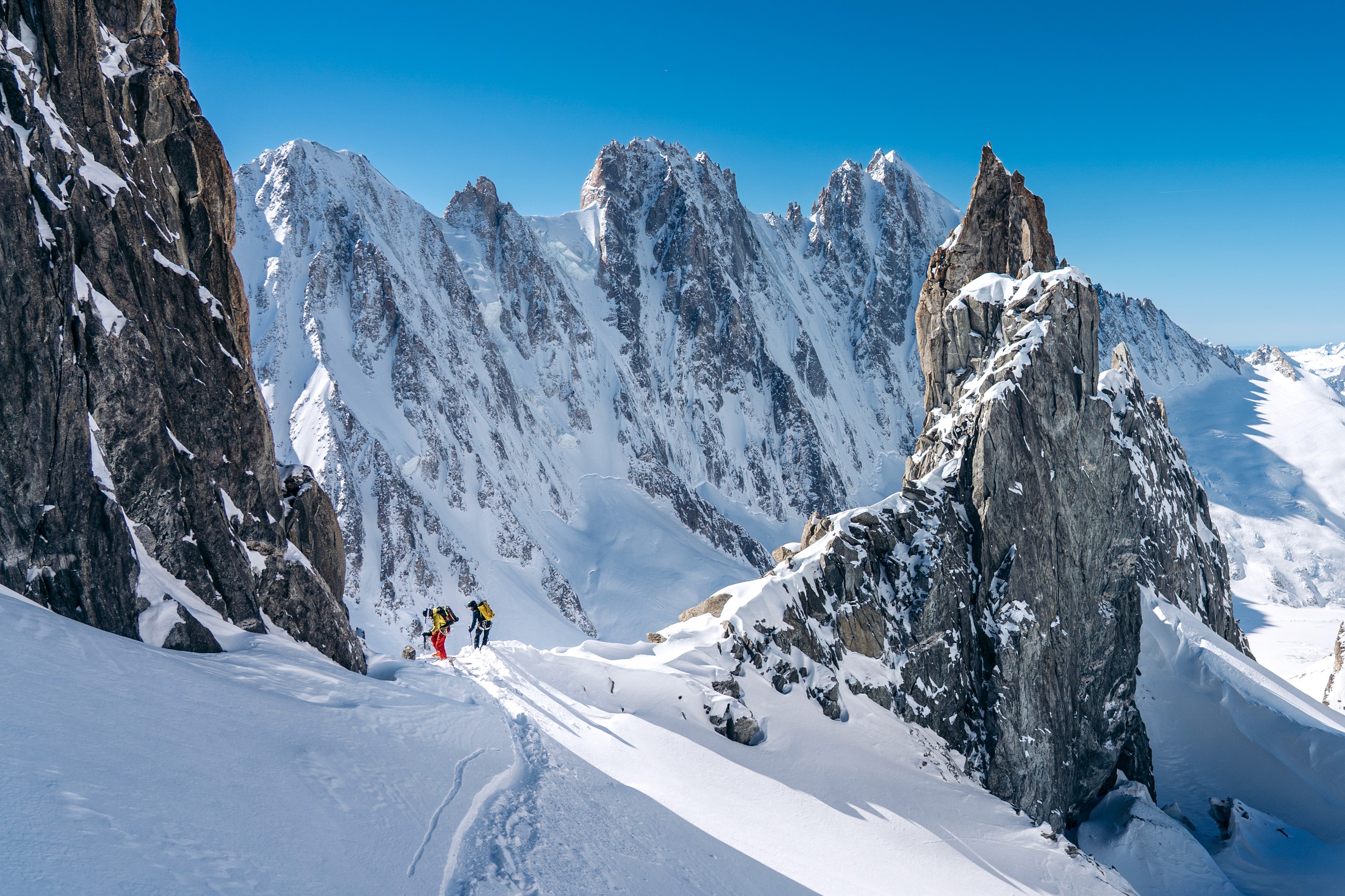 Travel destination cover photo 4