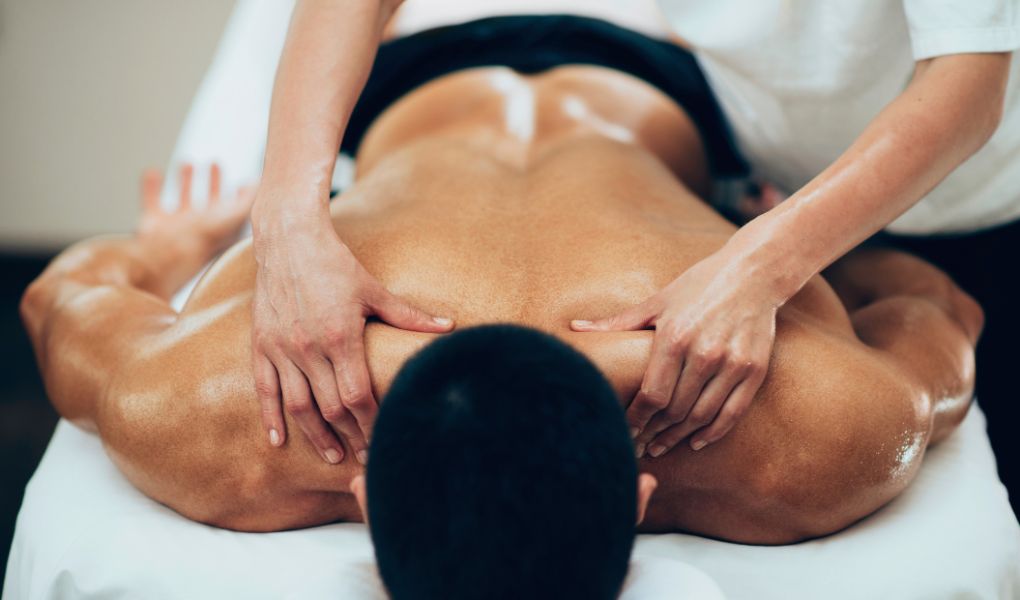 massage sportif professionnel offert à Laval pour les athlètes et sportifs