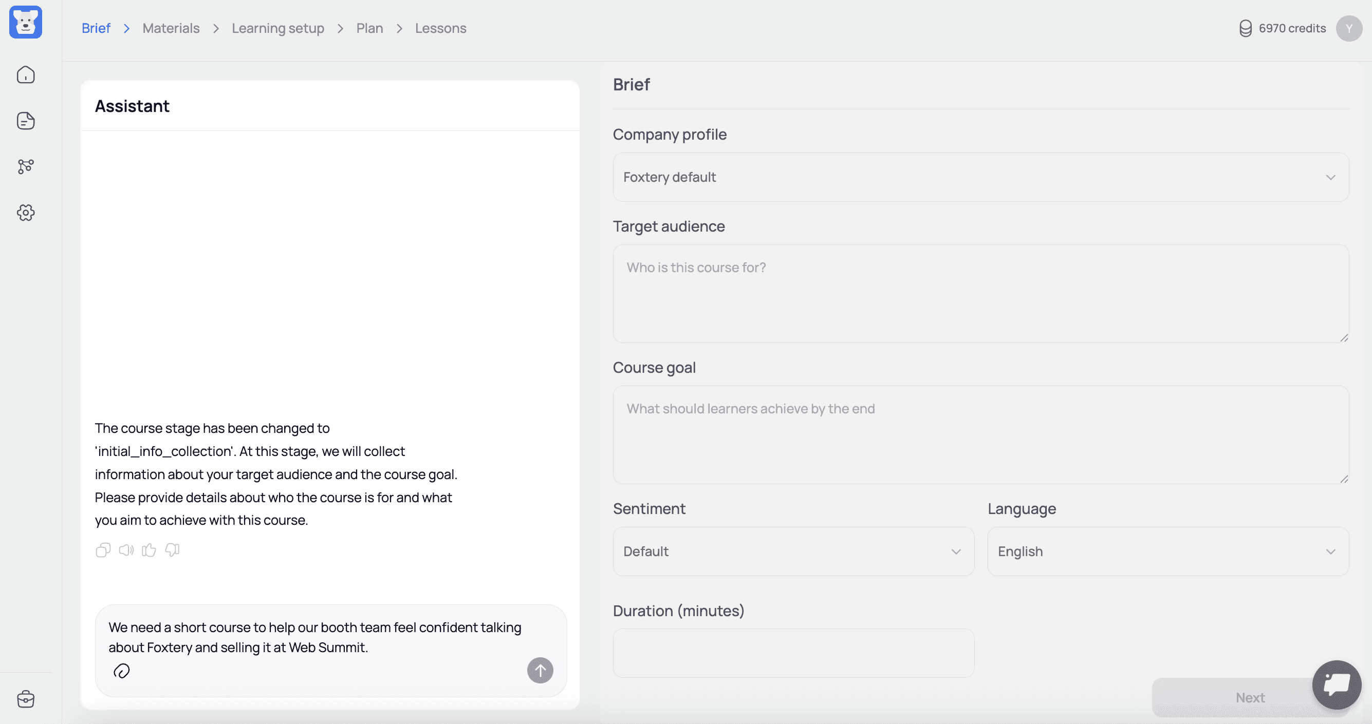 AI course creator interface with an AI assistant guiding the user through course creation and collecting initial context