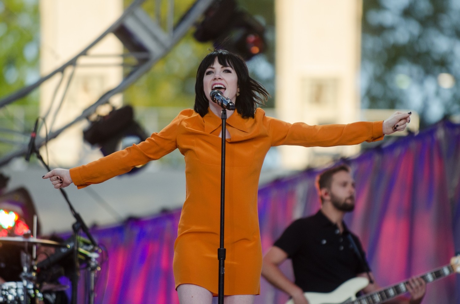 Carly Rae Jepsen performs at Special Olympics