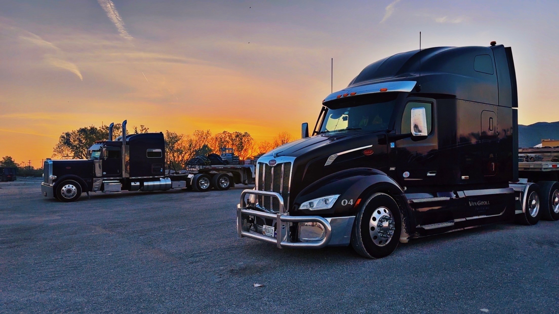 KVG Trucking Wisconsin flatbed carrier and freight transportation team