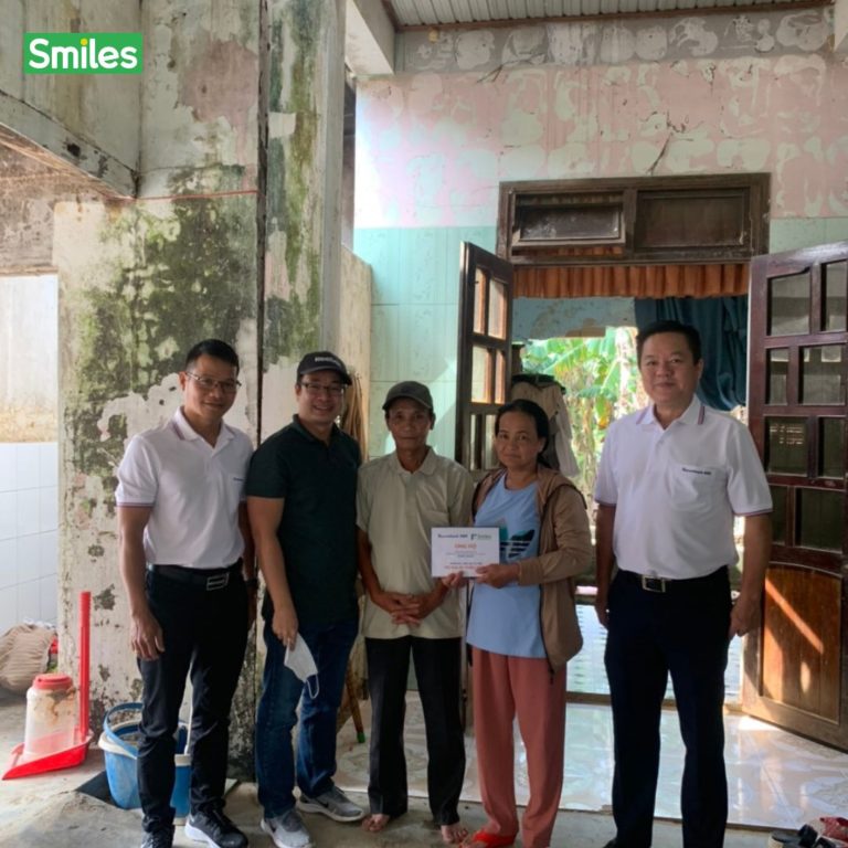 Chuyển tiền Smiles cùng Sacombank-SBR trao tiền từ thiện 2022