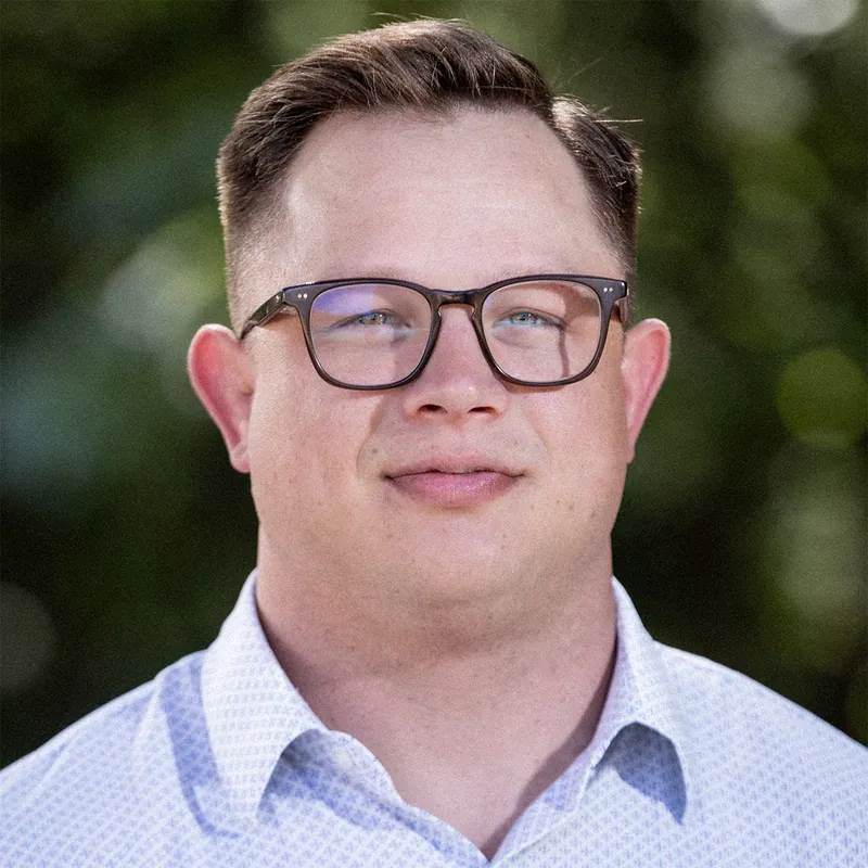 Niko Hughes