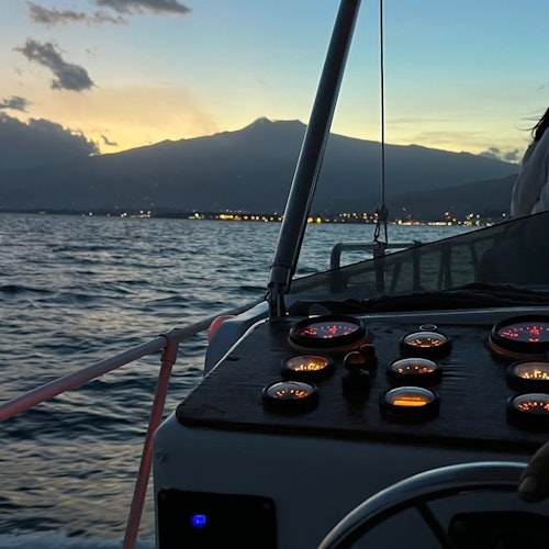 Taormina : Billets pour la visite au coucher du soleil avec dauphins + Apéritif à Taormina