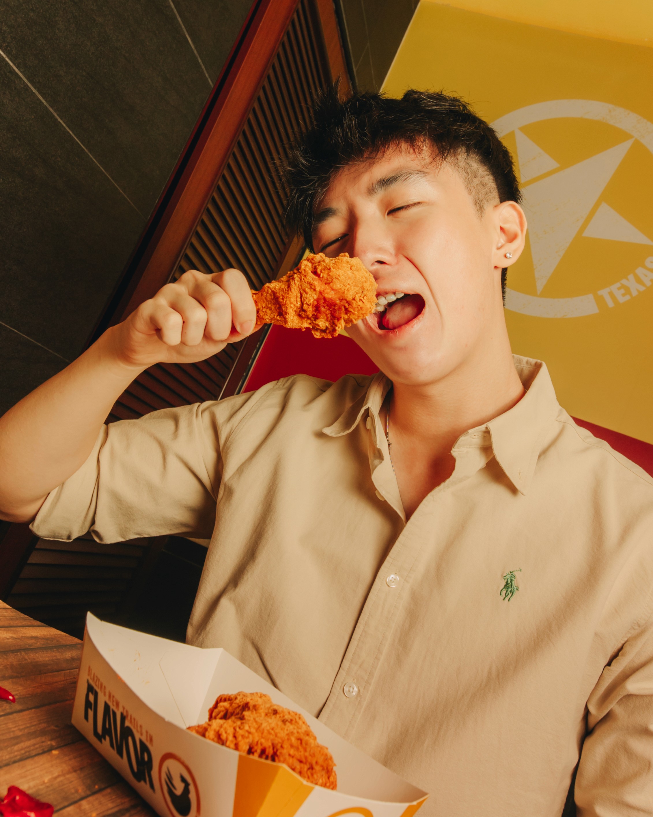 Rooftop party and nightlife photography in Singapore CBD by JIREHTAKESPHOTOS