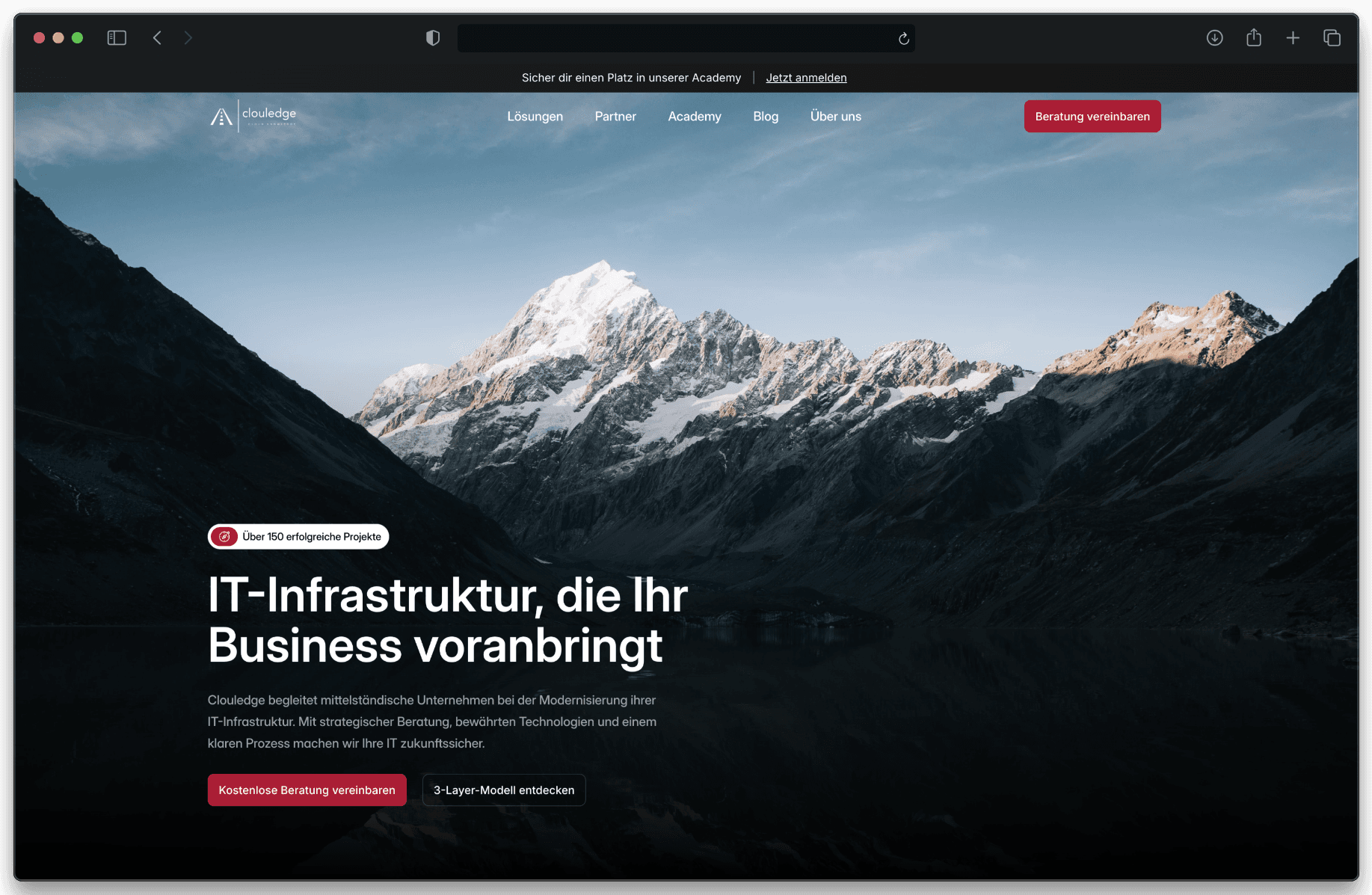 Moderne, klare Homepage-Ansicht eines Unternehmens für die HORUS Studios eine Website mit sichtbarer Navigation und klarem Value Proposition erstellt hat