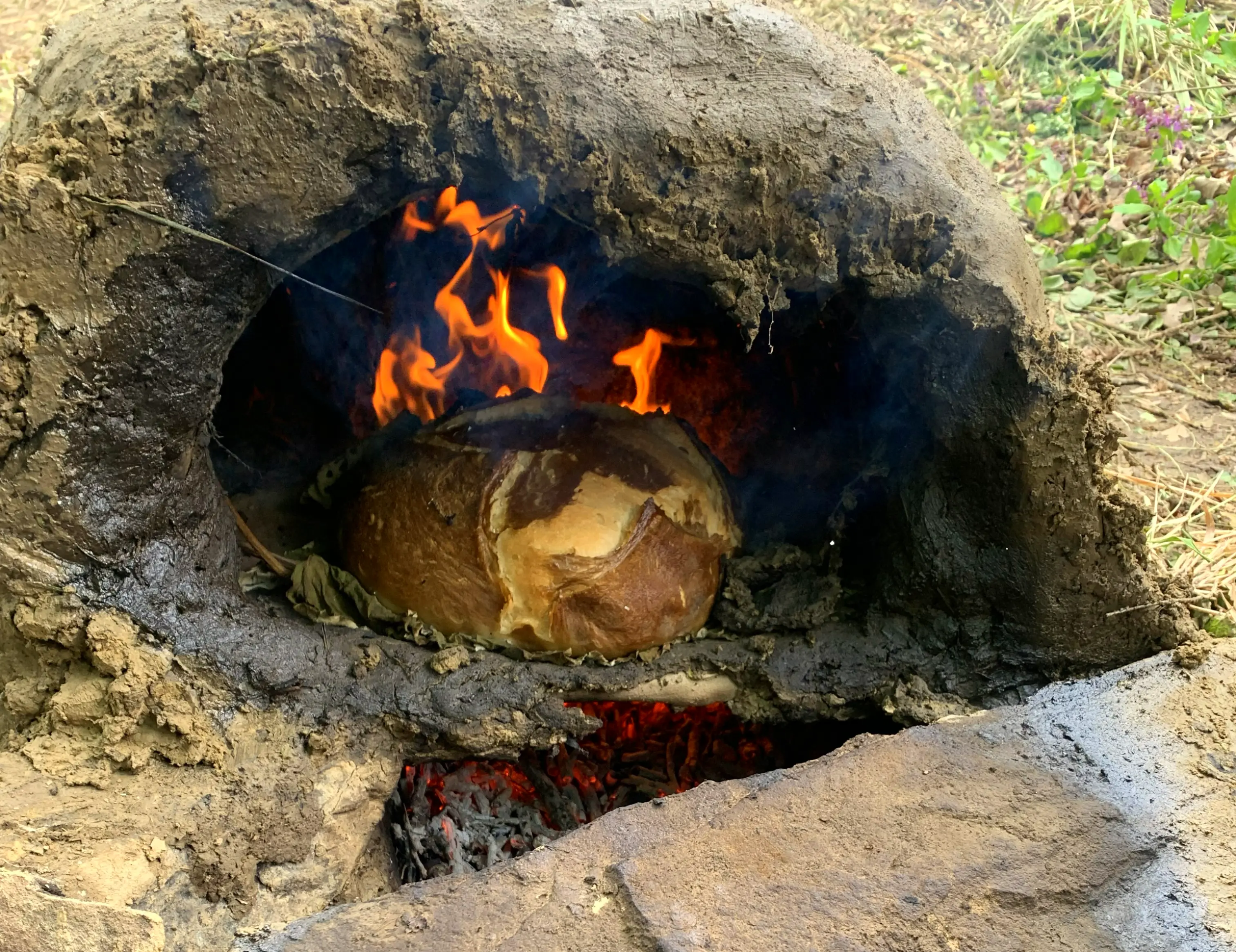 Andrea Modesti, istruttore di survival e bushcraft, esperto in campi avventura per ragazzi e corsi di sopravvivenza outdoor