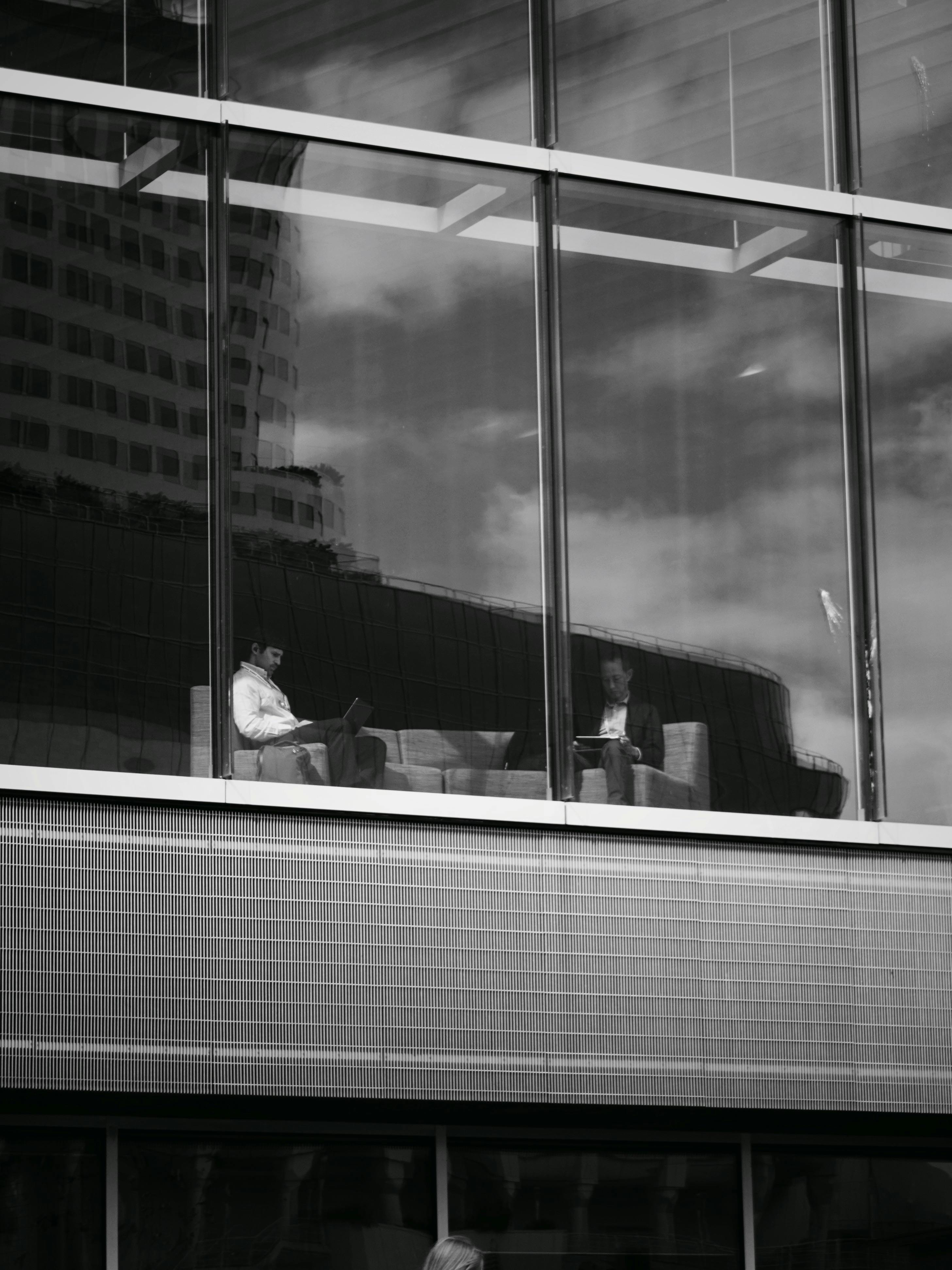 LLC vs. S-Corp: Which Business Structure is Right for You?