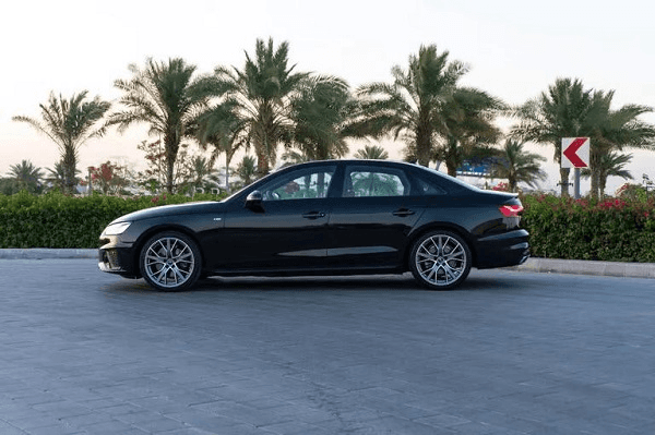 Audi A4 Quattro 2023 