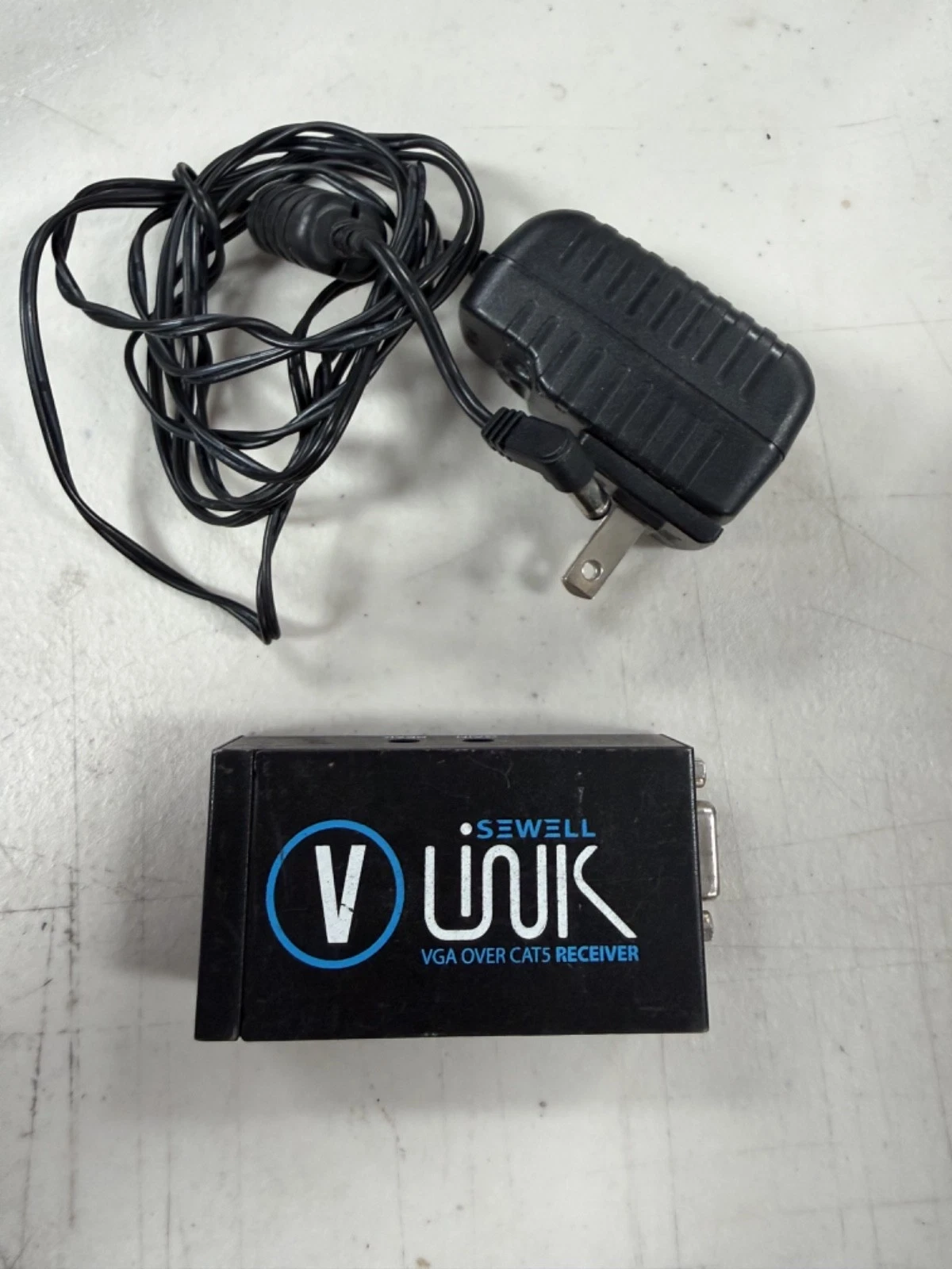 Sewell V Link VGA-over-Cat5 Receiver w/ Power Supply — used Sewell for sale from UpLight Technologies