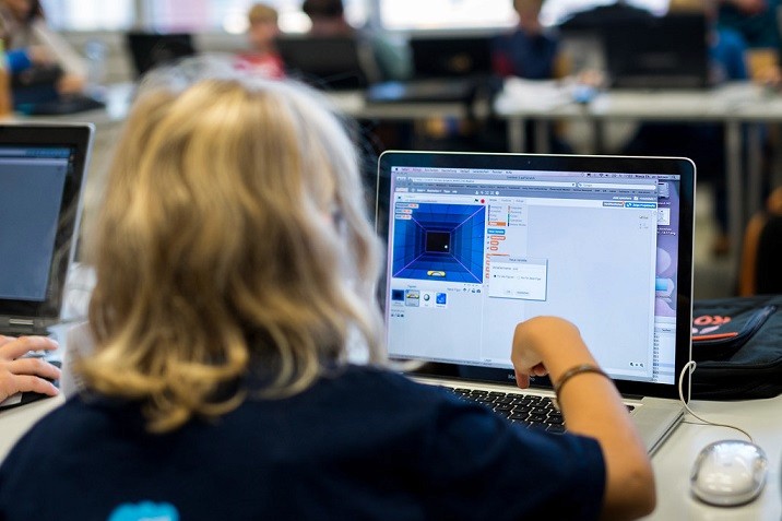 Why Seattle Parents Have the Advantage in After-School Coding Classes