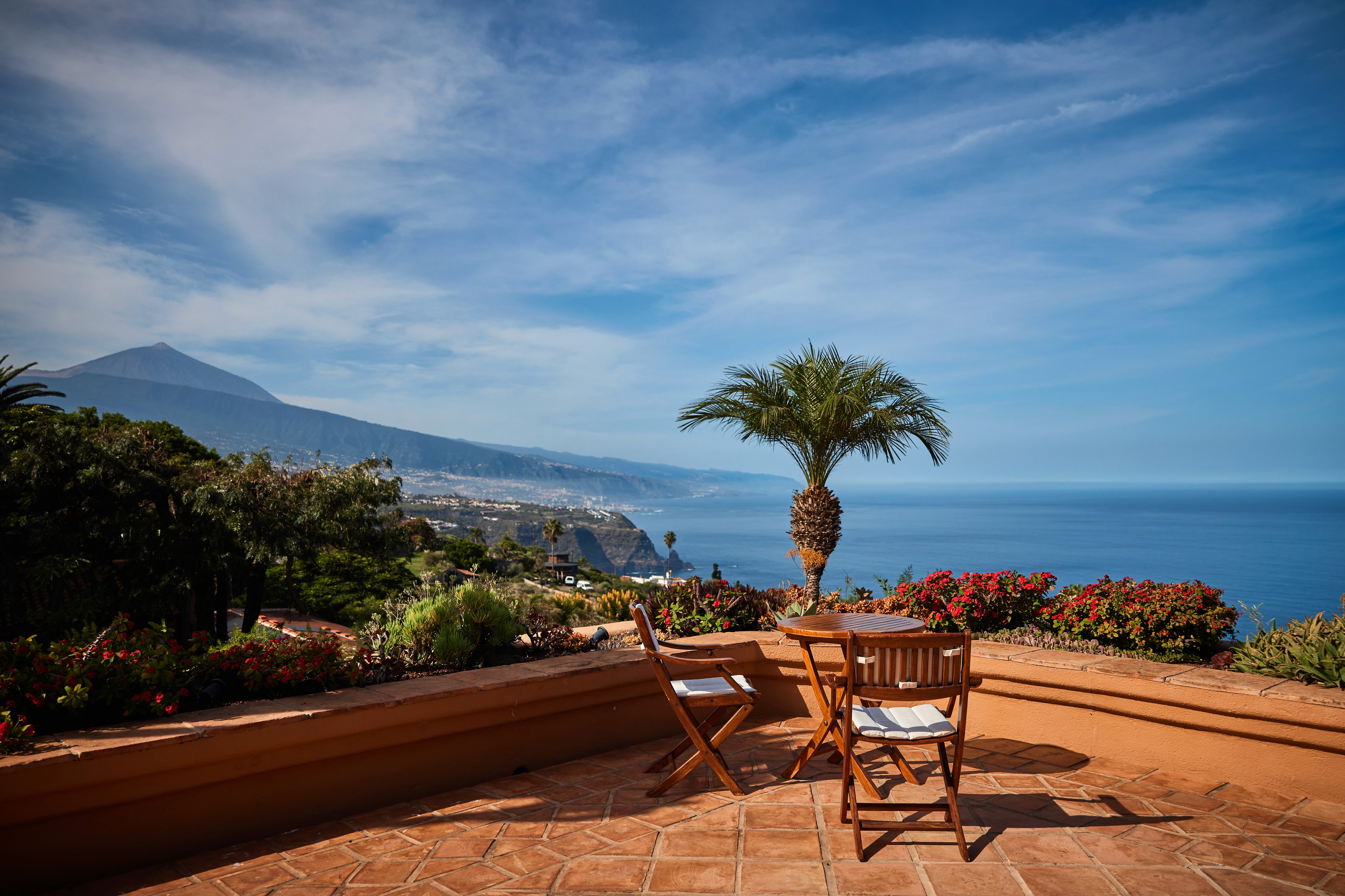 Here comes the alt text