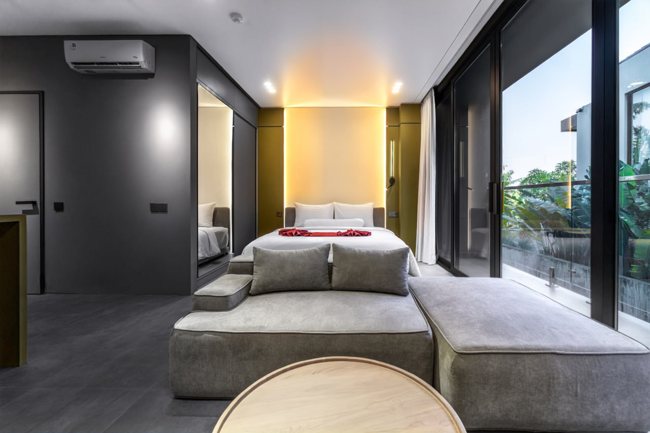 A completed 1-bedroom apartment in a complex on Batu Bolong, Canggu