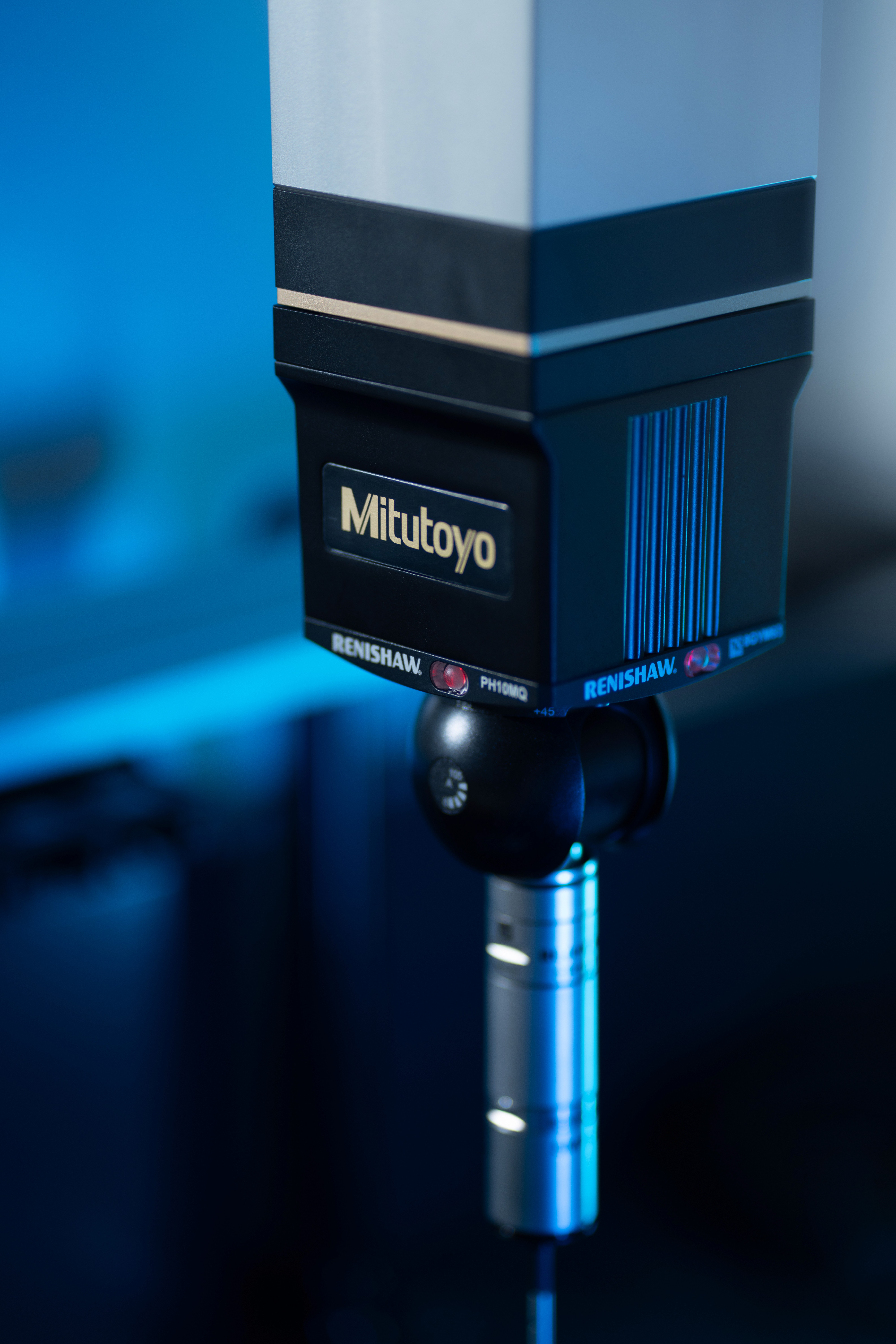 worker on laboratorium