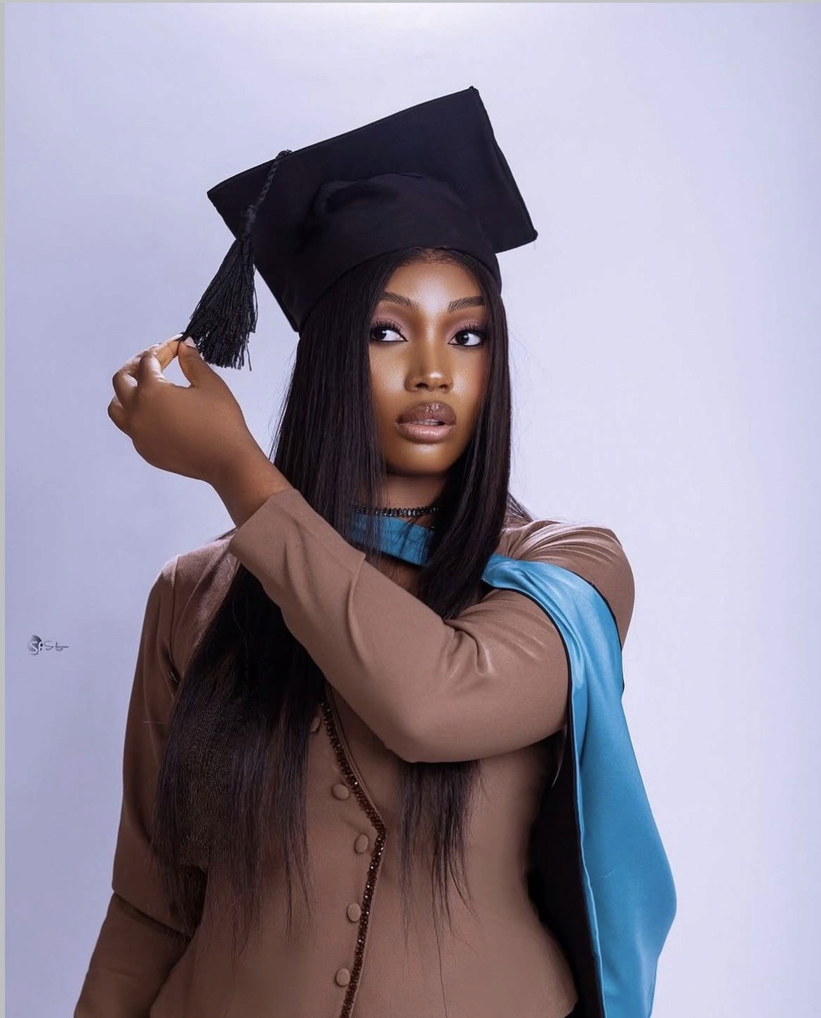 Outdoor Café Seating in a Sunlit Alley