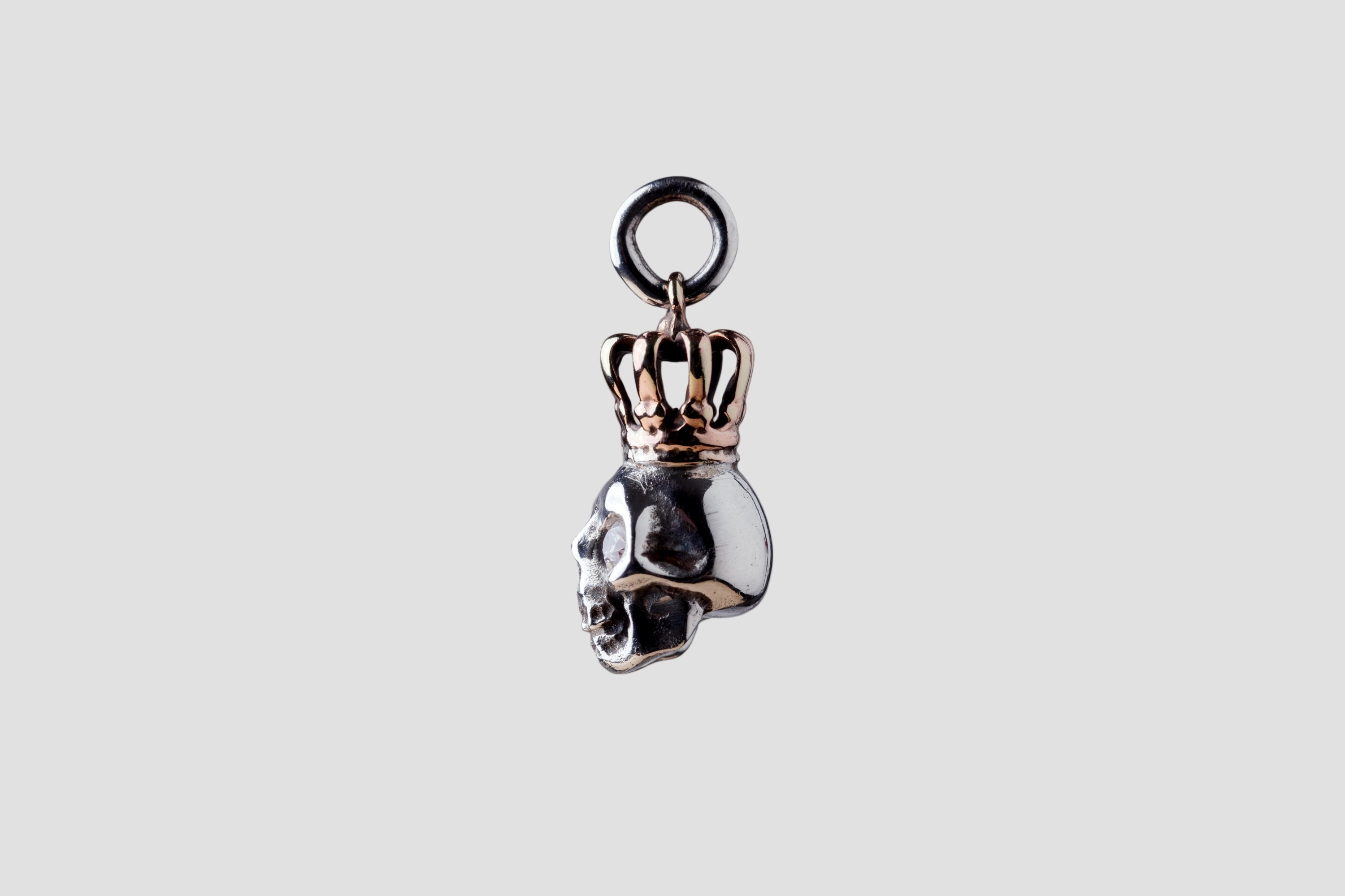 Queen Skull Side