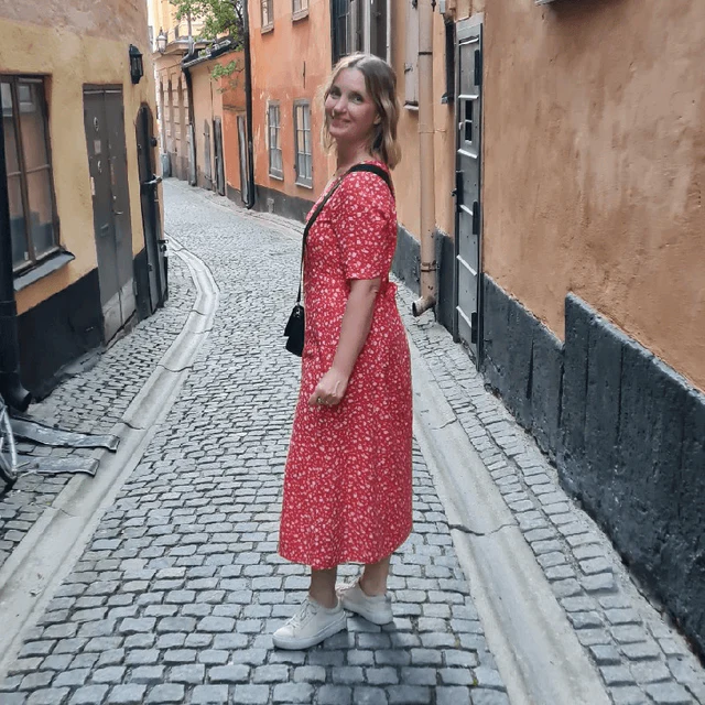 Anna, Citera customer