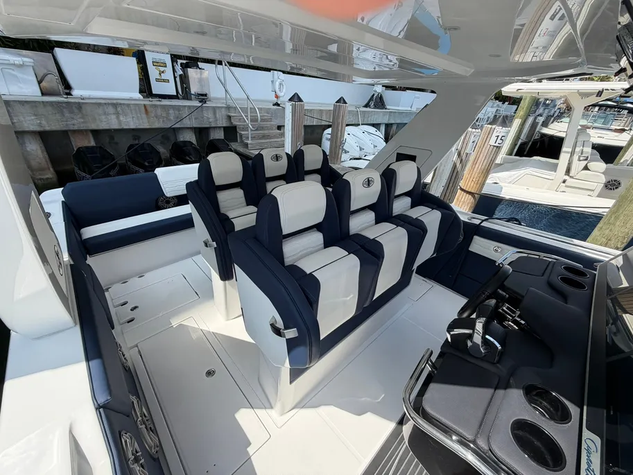 Boat thumbnail 6