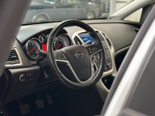 OPEL Astra 2013 SILVER Gebrauchtwagen - Galeriebild 9