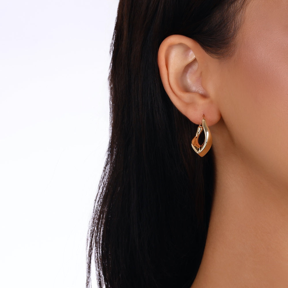 Assos Pırlanta 14 Ayar Modern Tasarım Altın Halka Küpe