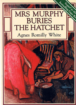Mrs Murphy buries the Hatchet Book Cover