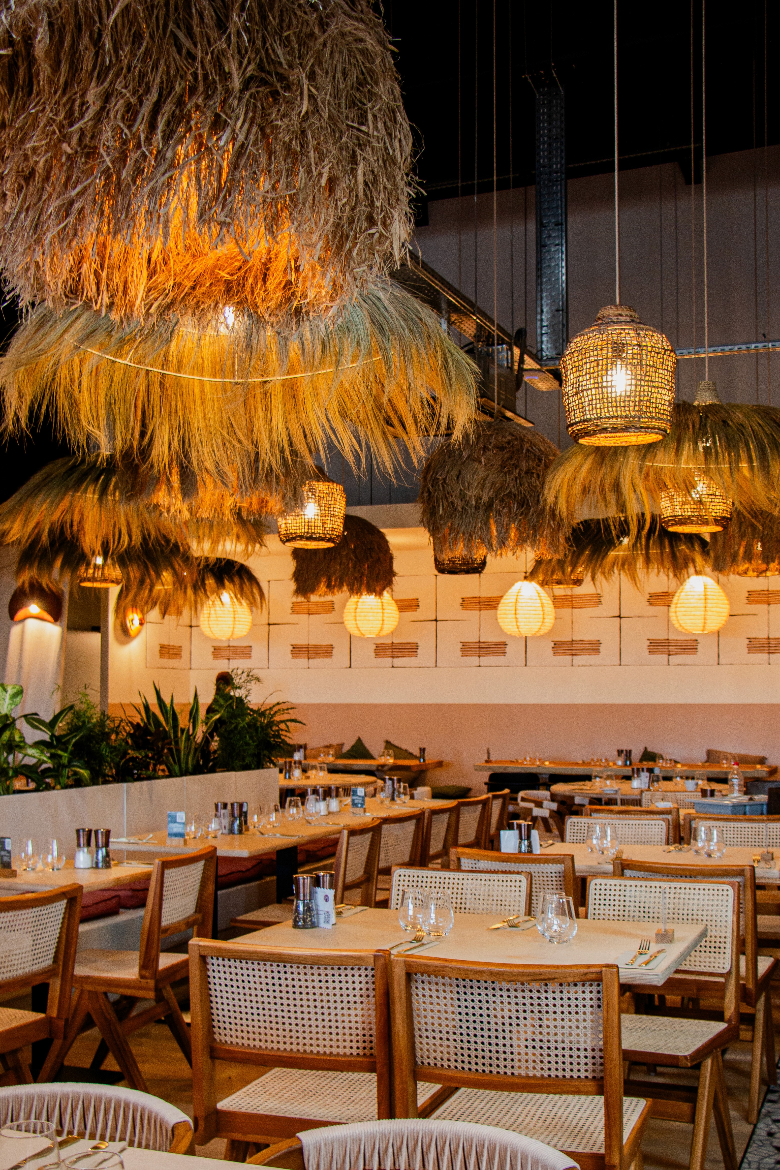 restaurant ambiance bali